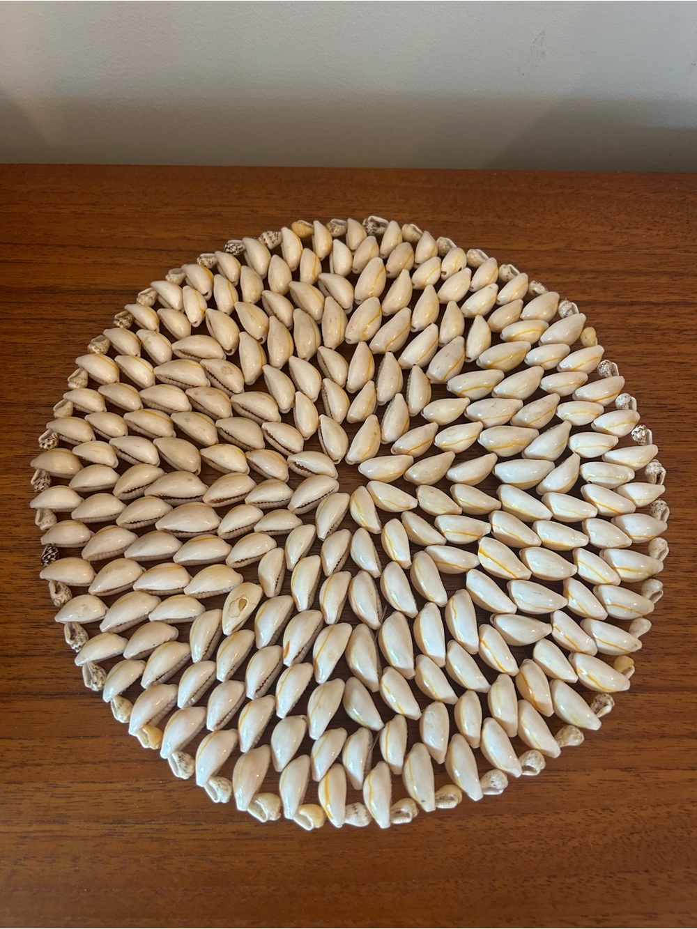 Vintage Sea Shell Trivet Hot Pad Cottagecore Coastal Grandmacore Decor Hot Plate